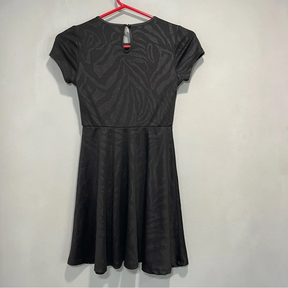 Girls Black Dress size Small - Picture 4 of 7